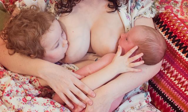 Breastfeeding hot sale two babies